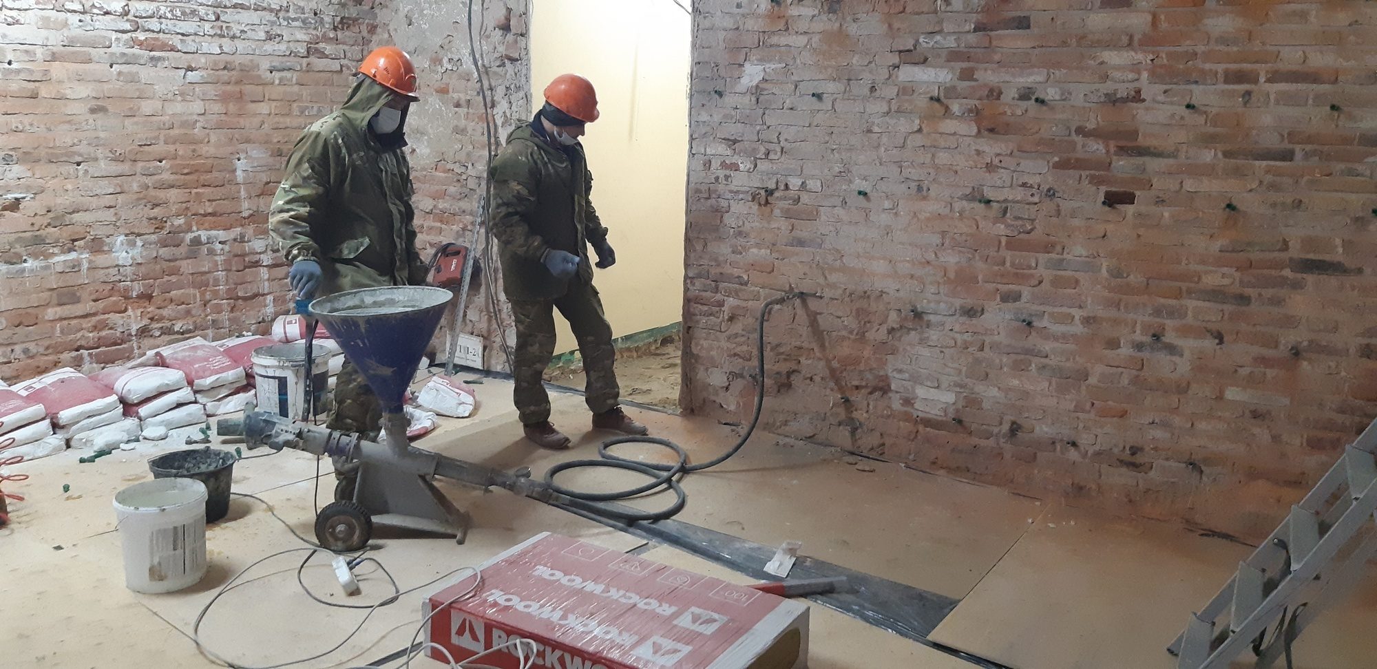 инекция подвала из кирпича